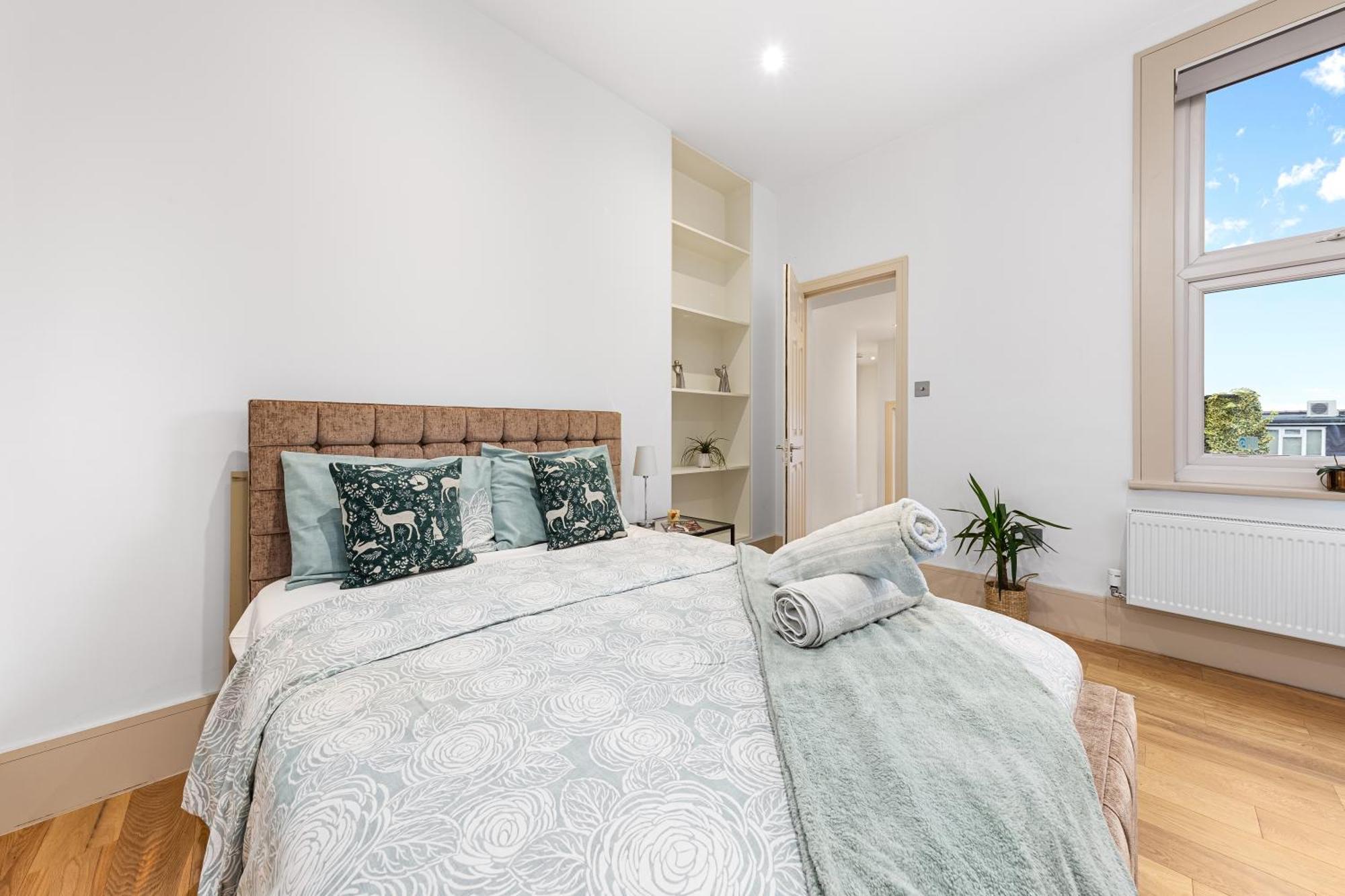 Apartament Modern Spacious 1 Bed Flat Near Richmond Park Londra