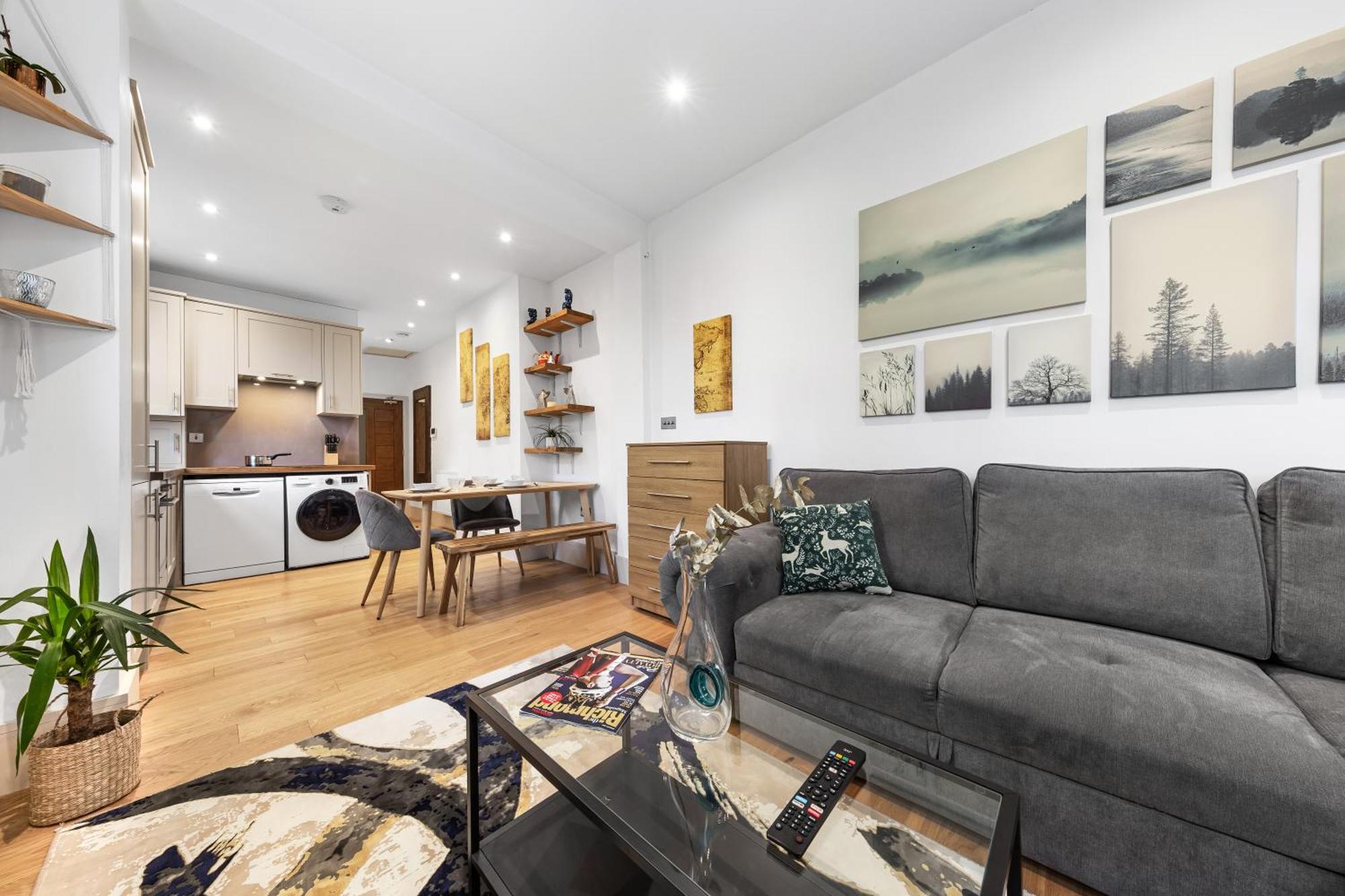Apartament Modern Spacious 1 Bed Flat Near Richmond Park